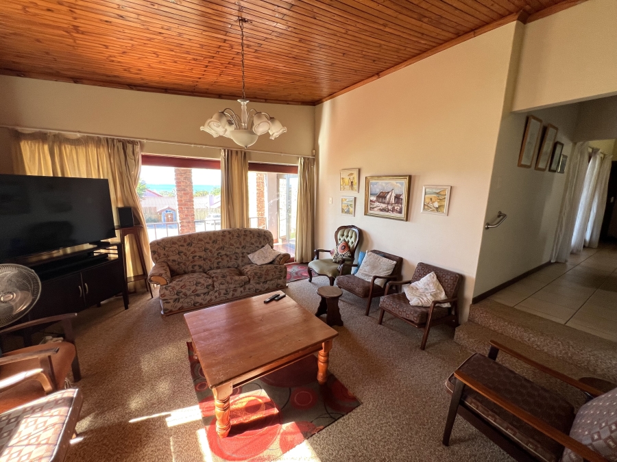 5 Bedroom Property for Sale in Ferreira Town Eastern Cape